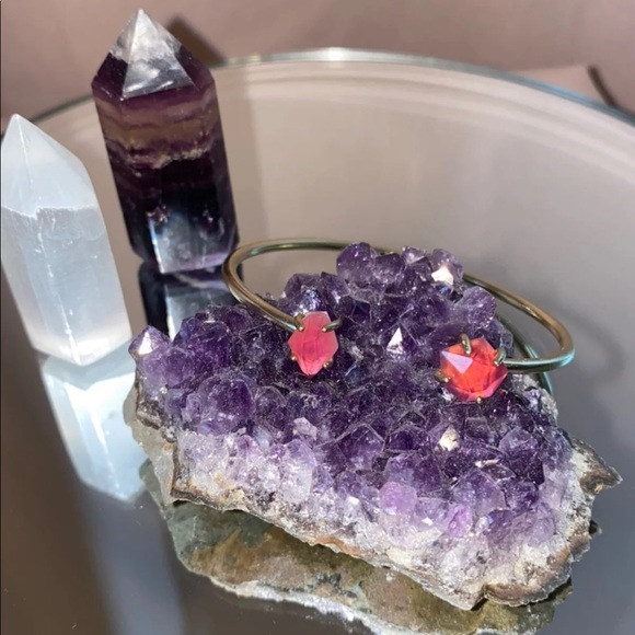 Kendra Scott Edie Cuff Bracelet - Picture 2 of 4